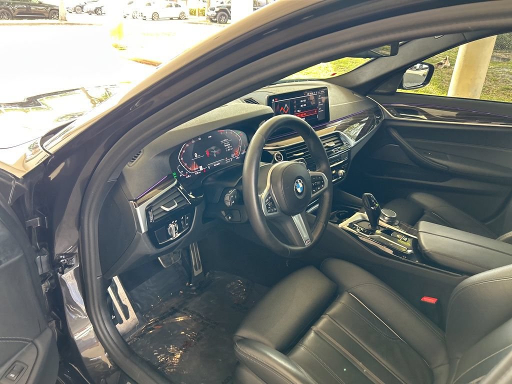 Used 2023 BMW 540i w/ M Sport Package RWD image 7