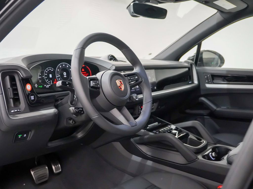 New 2026 Porsche Cayenne S image 4