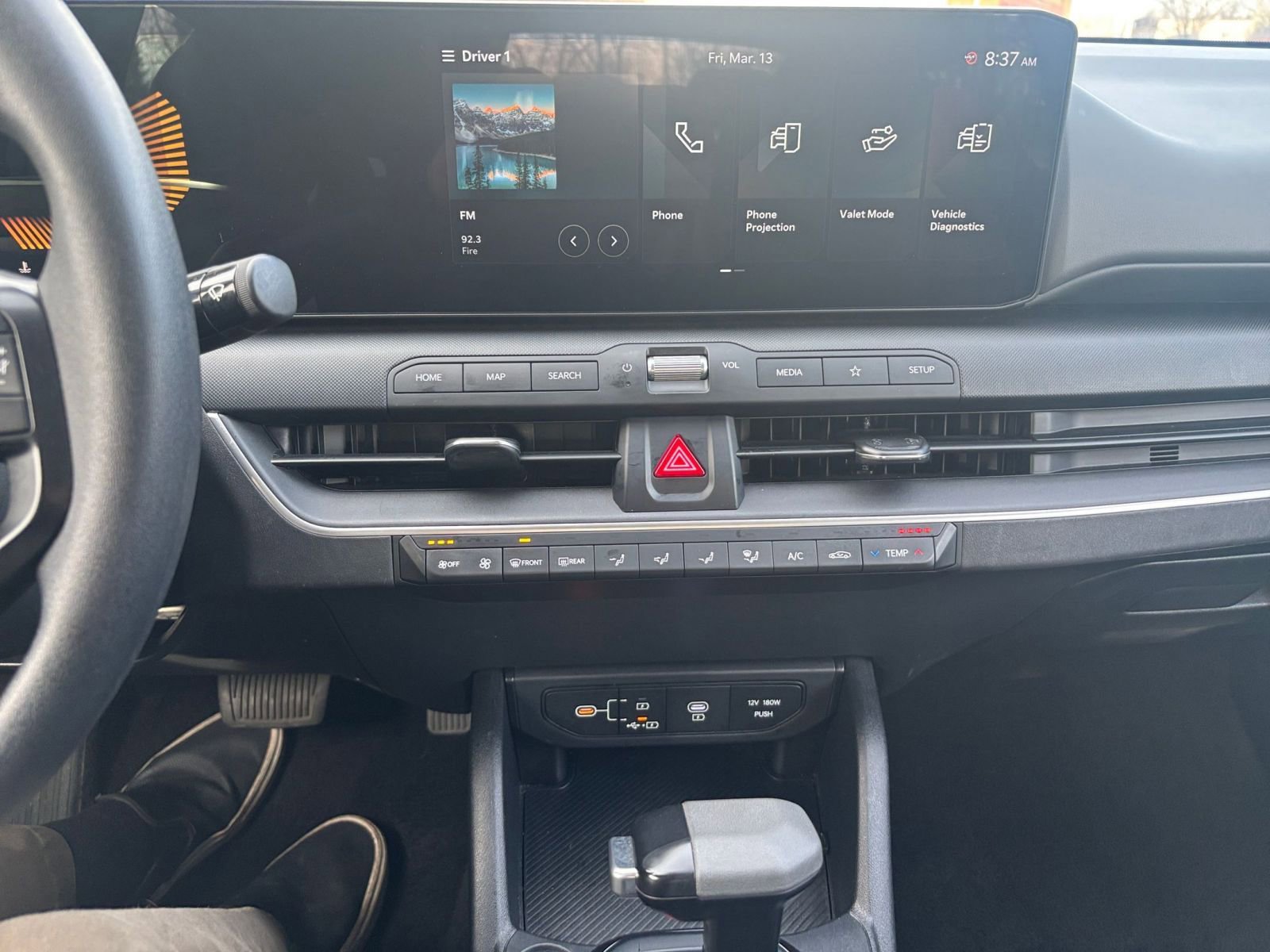 Used 2025 Kia K4 FWD image 17