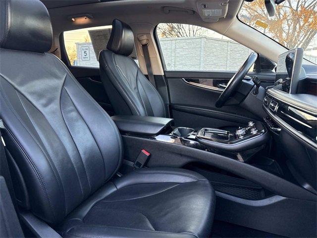 Used 2022 Lincoln Nautilus Reserve image 8