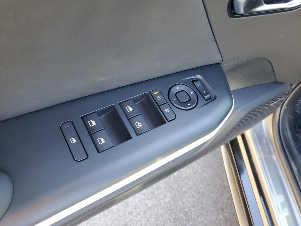 New 2025 Kia K4 GT-Line w/ GT-Line Premium Package image 9