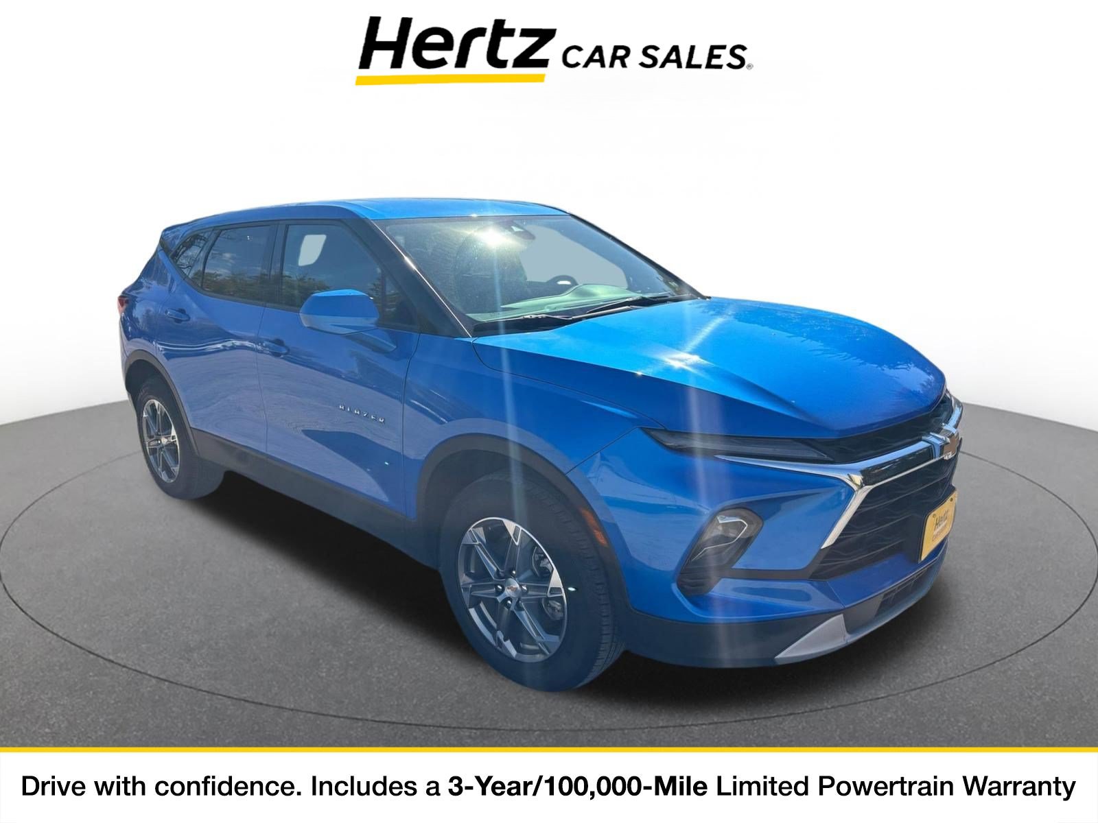 Used 2025 Chevrolet Blazer LT FWD image 1