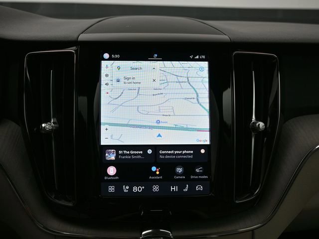 Used 2024 Volvo XC60 B5 Plus w/ Protection Package Premier image 13