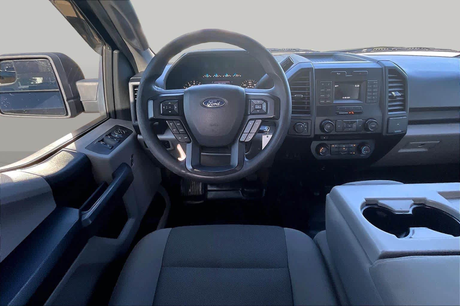 Used 2017 Ford F150 XL w/ Equipment Group 101A Mid AWD/4WD image 6