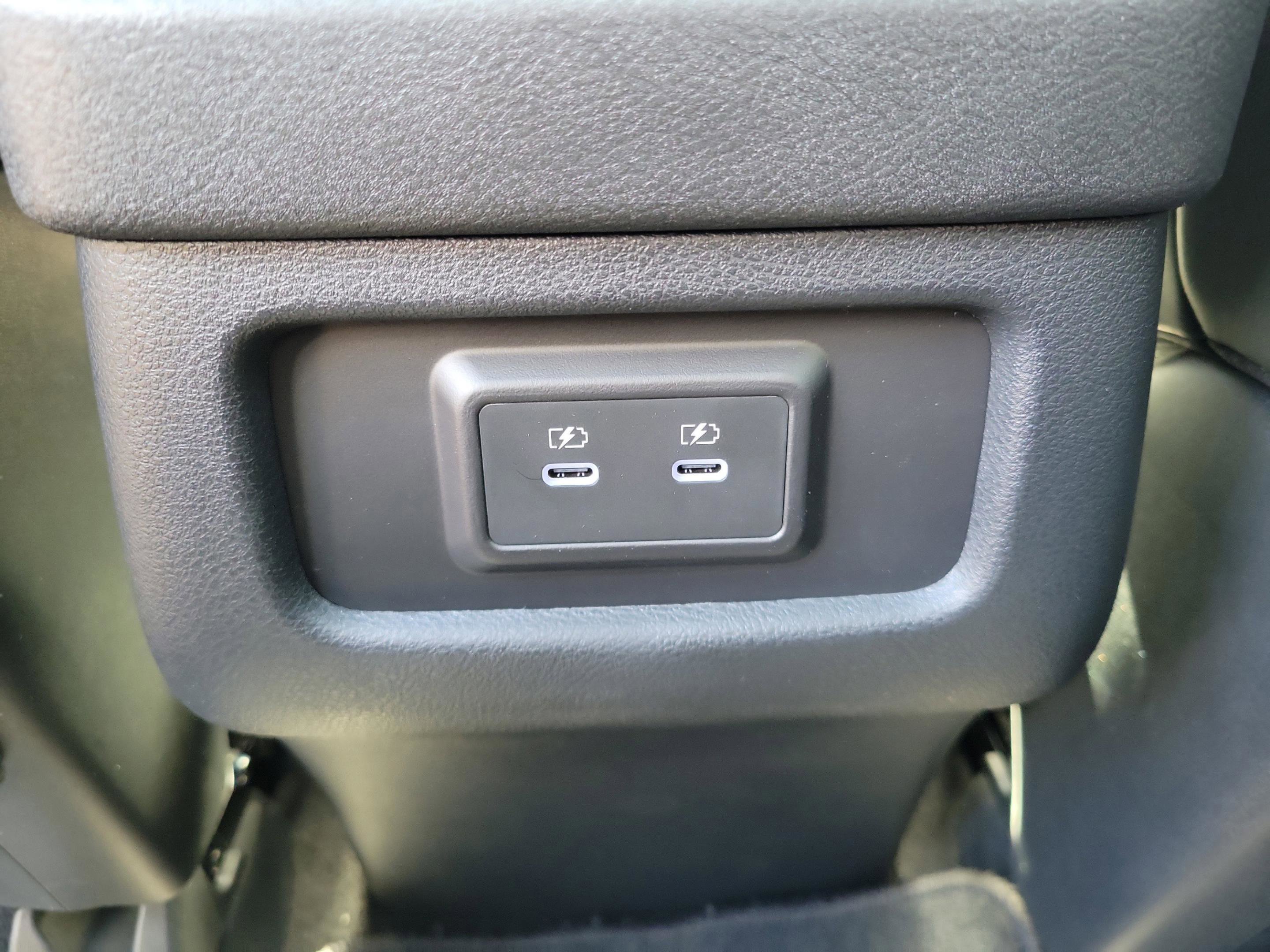 New 2026 Nissan Pathfinder SL image 12