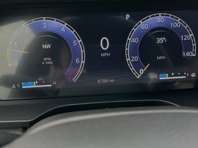 Used 2023 Jeep Grand Cherokee Limited image 12