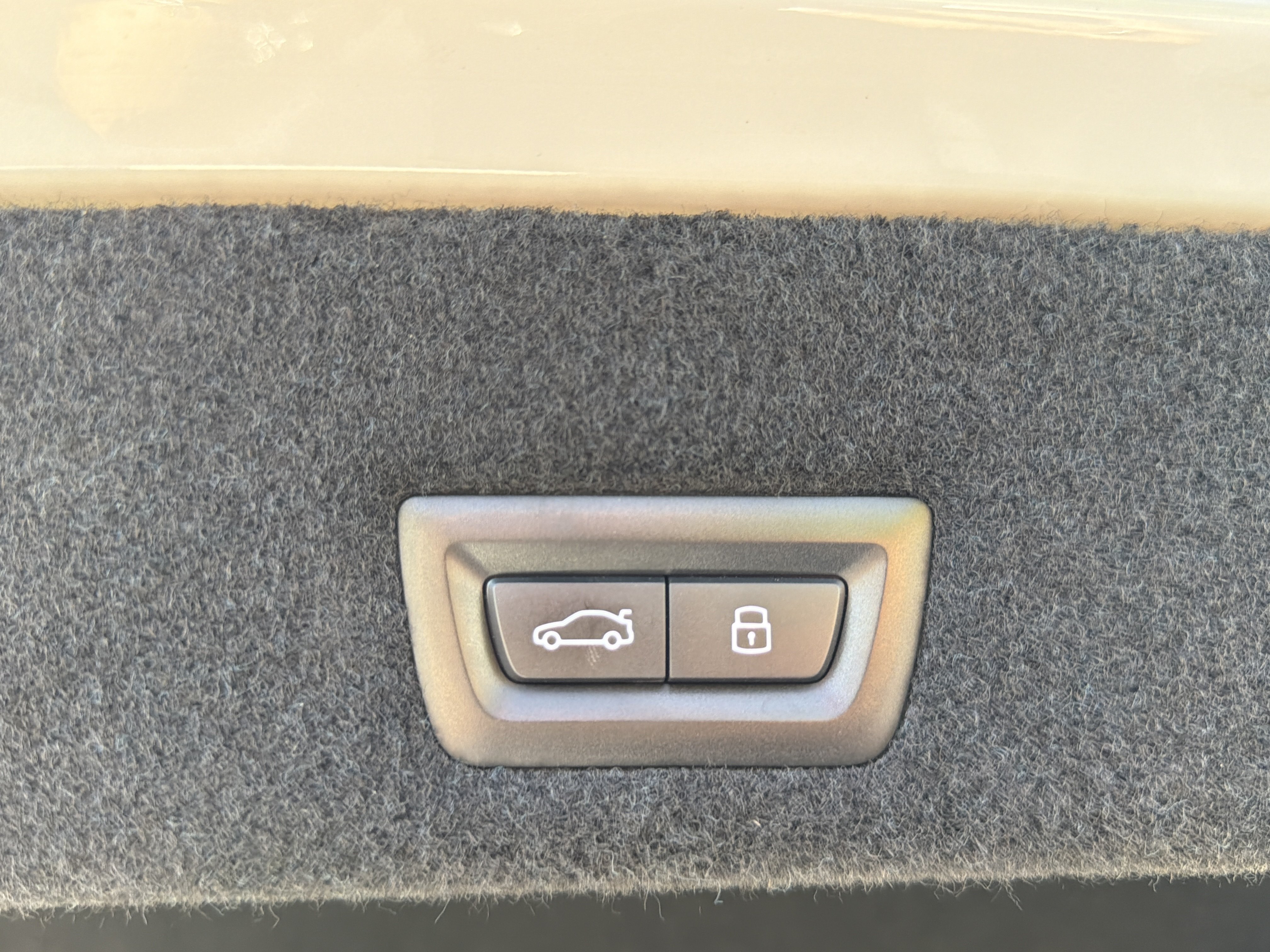 Used 2023 BMW 760i xDrive AWD/4WD image 78