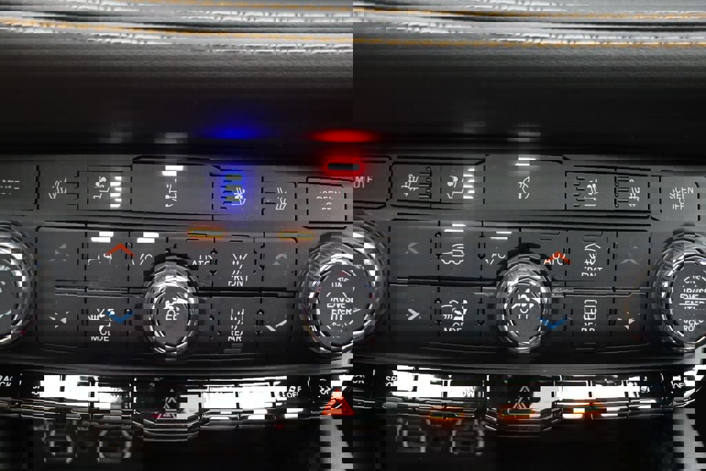 Used 2025 Dodge Durango R/T image 29