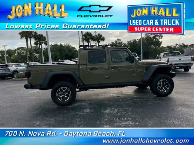 Used 2025 Jeep Gladiator Rubicon w/ Safety Group AWD/4WD image 12