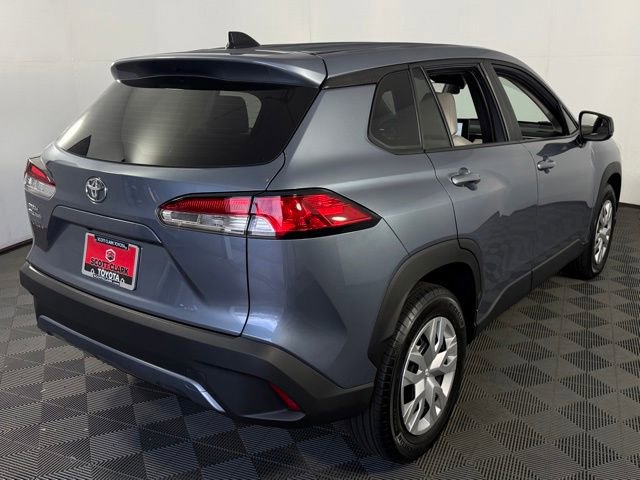Used 2024 Toyota Corolla Cross L image 8