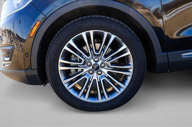 Used 2016 Lincoln MKX Reserve w/ Technology Package image 9