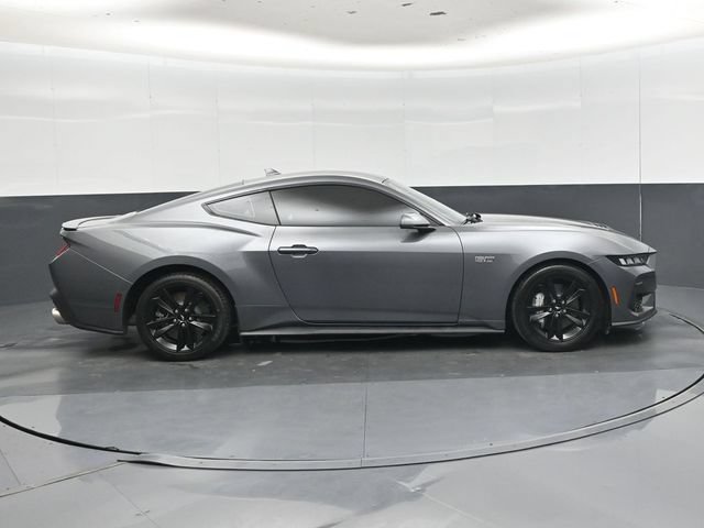 Used 2024 Ford Mustang GT RWD image 2