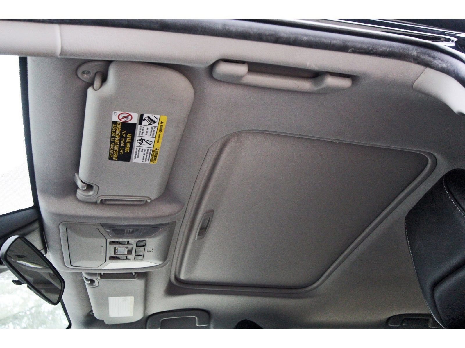 Used 2021 Toyota RAV4 XLE Premium FWD image 26