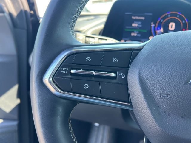 Used 2025 Chevrolet Traverse LT AWD/4WD image 15