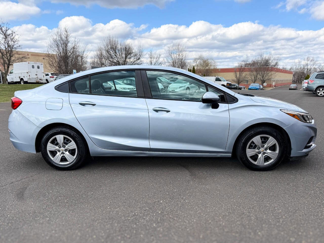 Used 2017 Chevrolet Cruze LS image 5