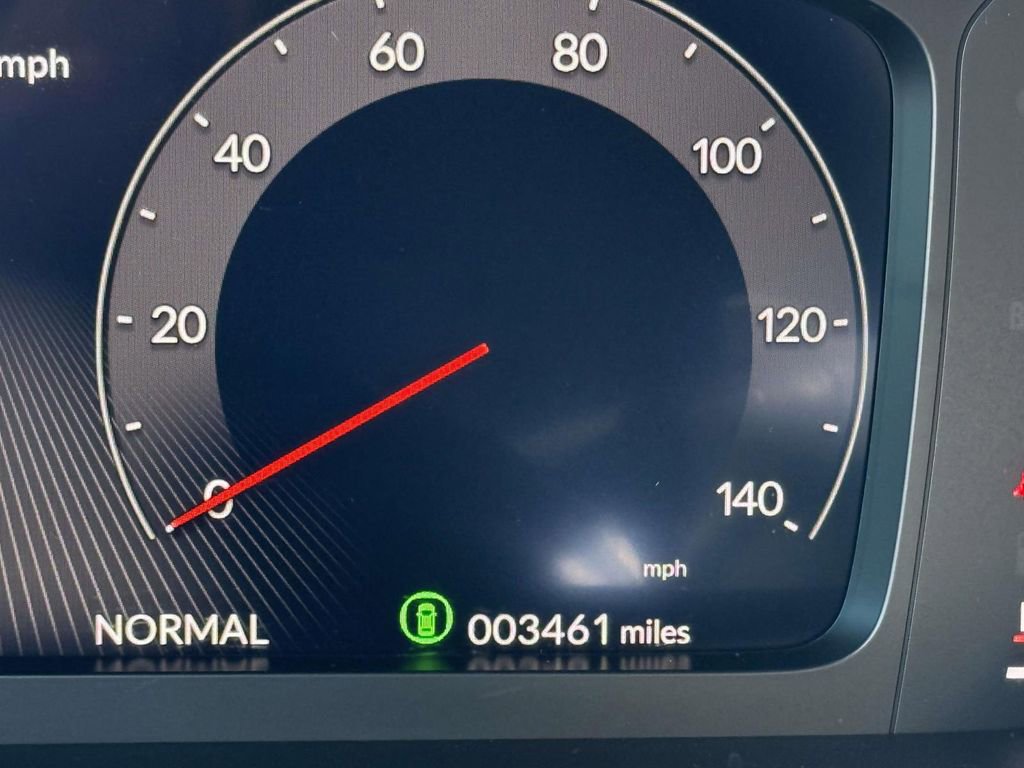 Certified 2025 Acura ADX A-Spec AWD/4WD image 17