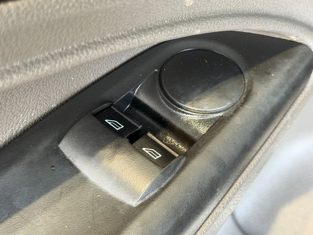 Used 2020 Ford Transit Connect XL FWD image 19