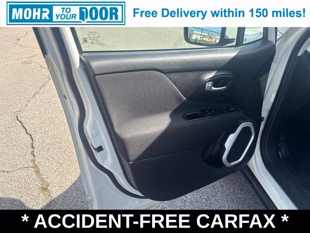 Used 2021 Jeep Renegade Latitude AWD/4WD image 12