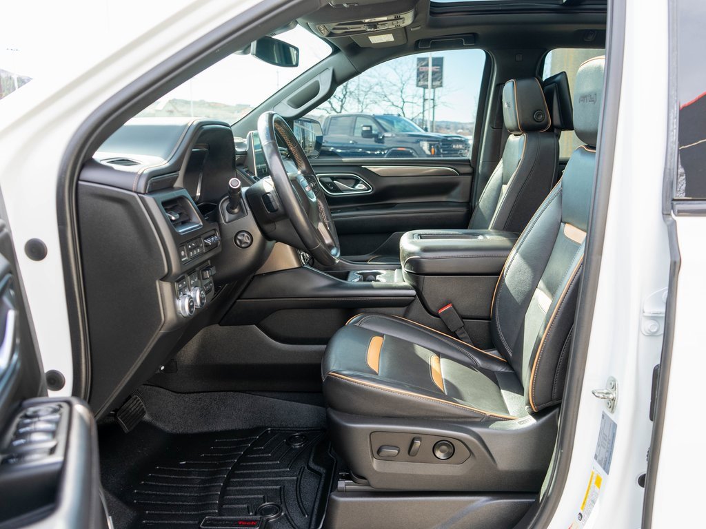 Used 2022 GMC Yukon XL AT4 w/ AT4 Premium Plus Package image 11