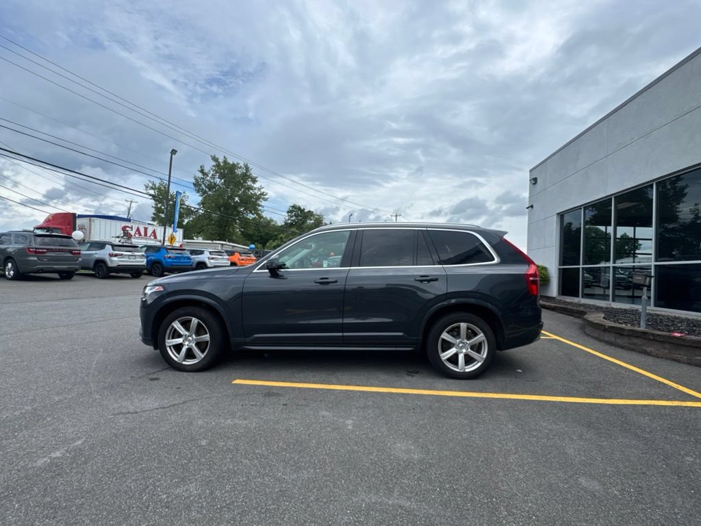 Used 2022 Volvo XC90 T5 Momentum AWD/4WD image 6