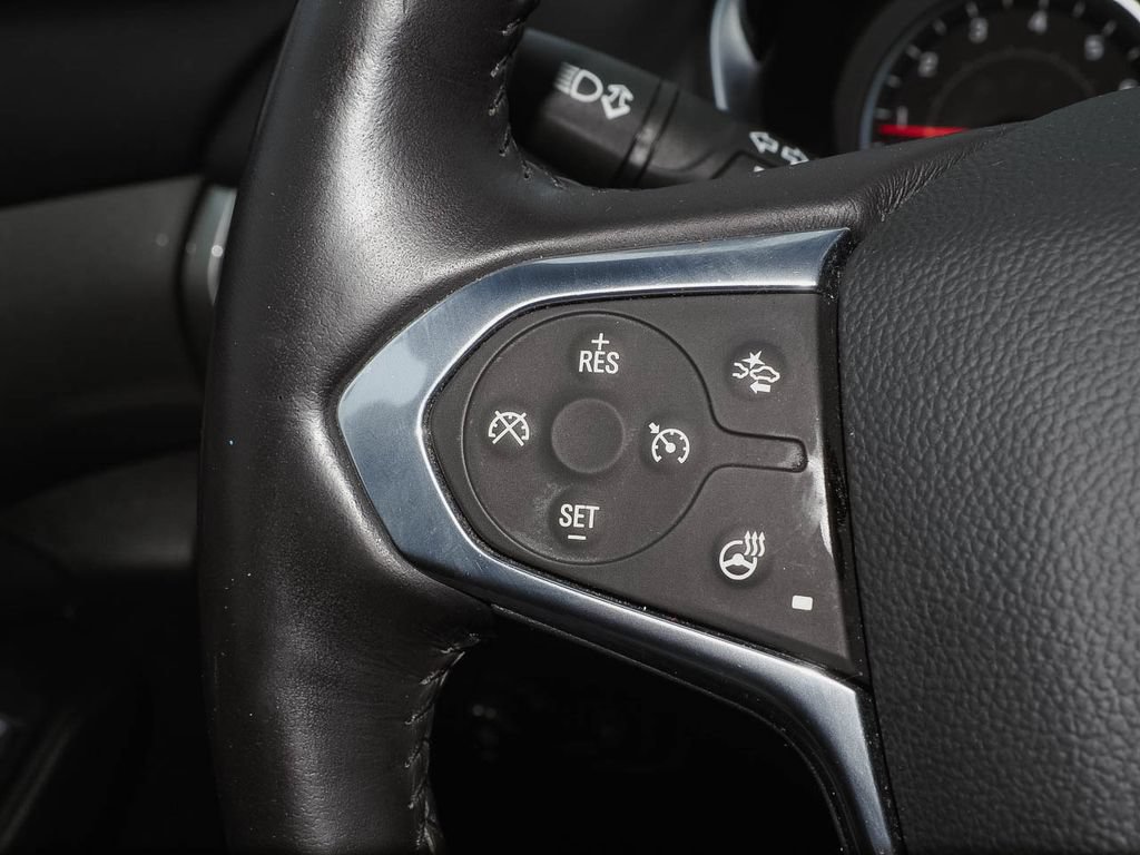 Used 2020 Chevrolet Traverse LT FWD image 30
