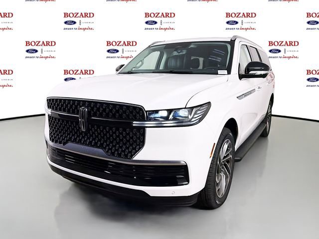 New 2026 Lincoln Navigator L Premier AWD/4WD image 4