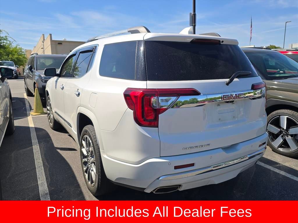 Used 2022 GMC Acadia Denali w/ Denali Ultimate Package FWD image 8