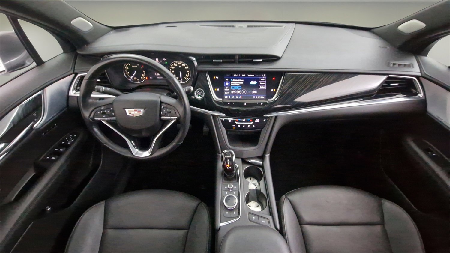 Used 2020 Cadillac XT6 Premium Luxury image 9