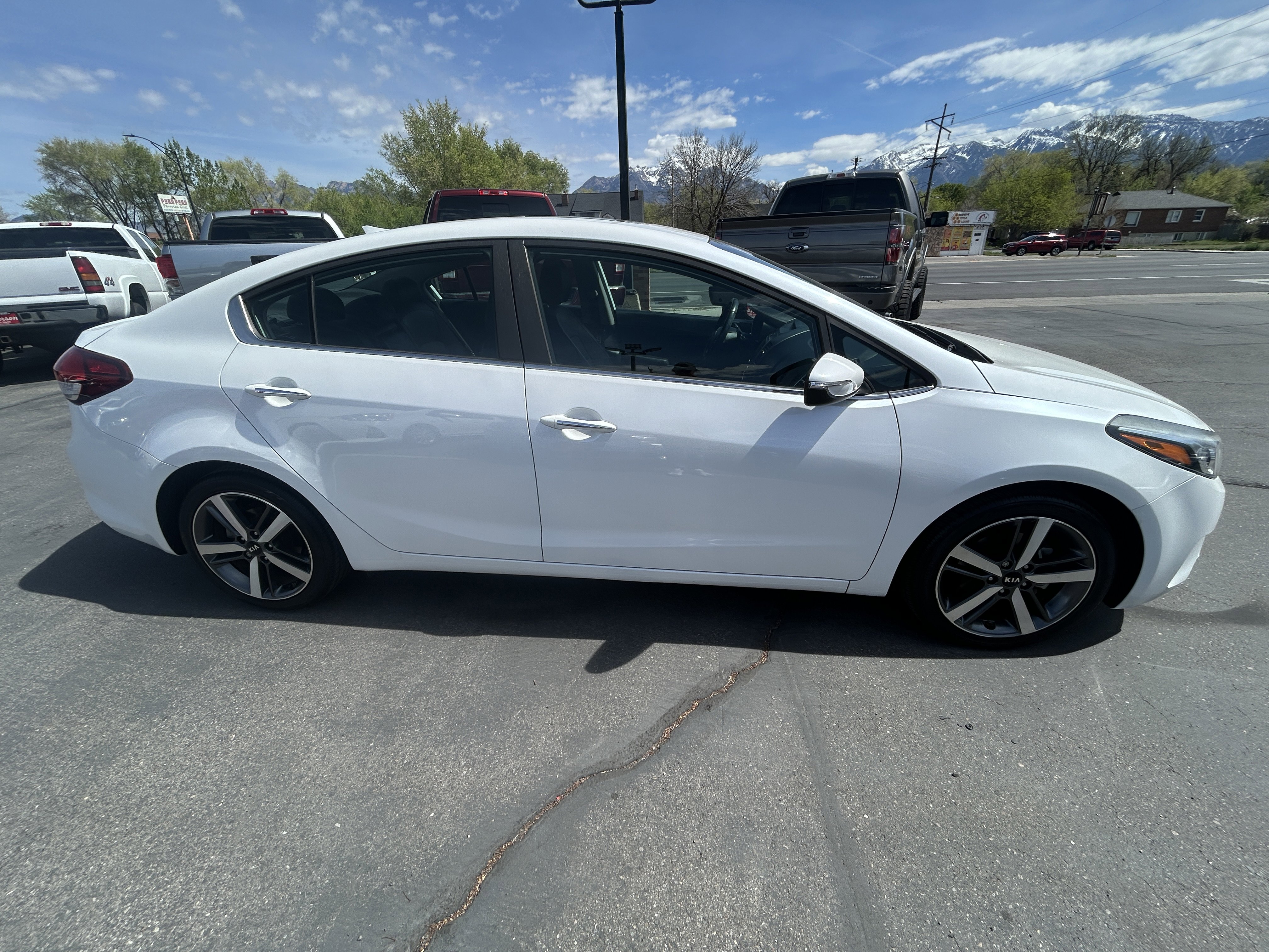 Used 2018 Kia Forte EX w/ EX Premium Plus Package FWD image 5