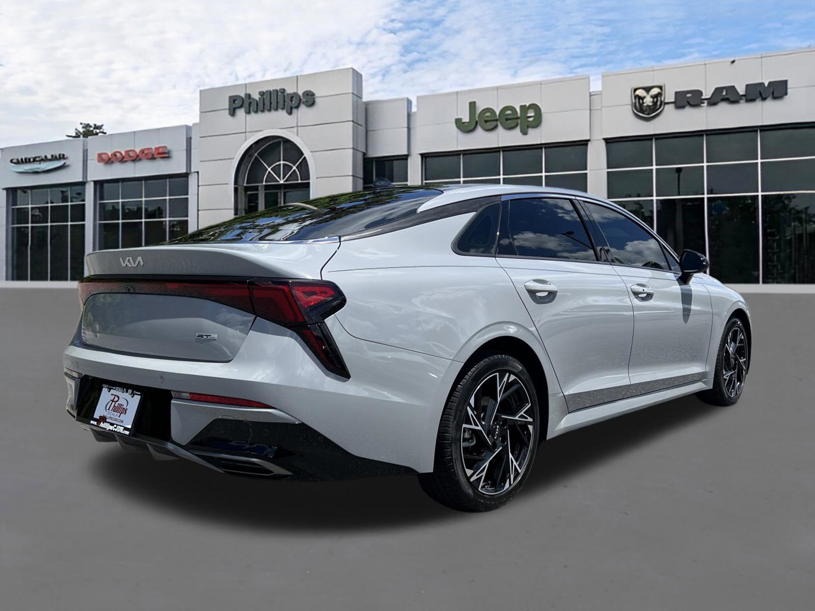 Used 2025 Kia K5 GT-Line w/ GT-Line Premium Package FWD image 3
