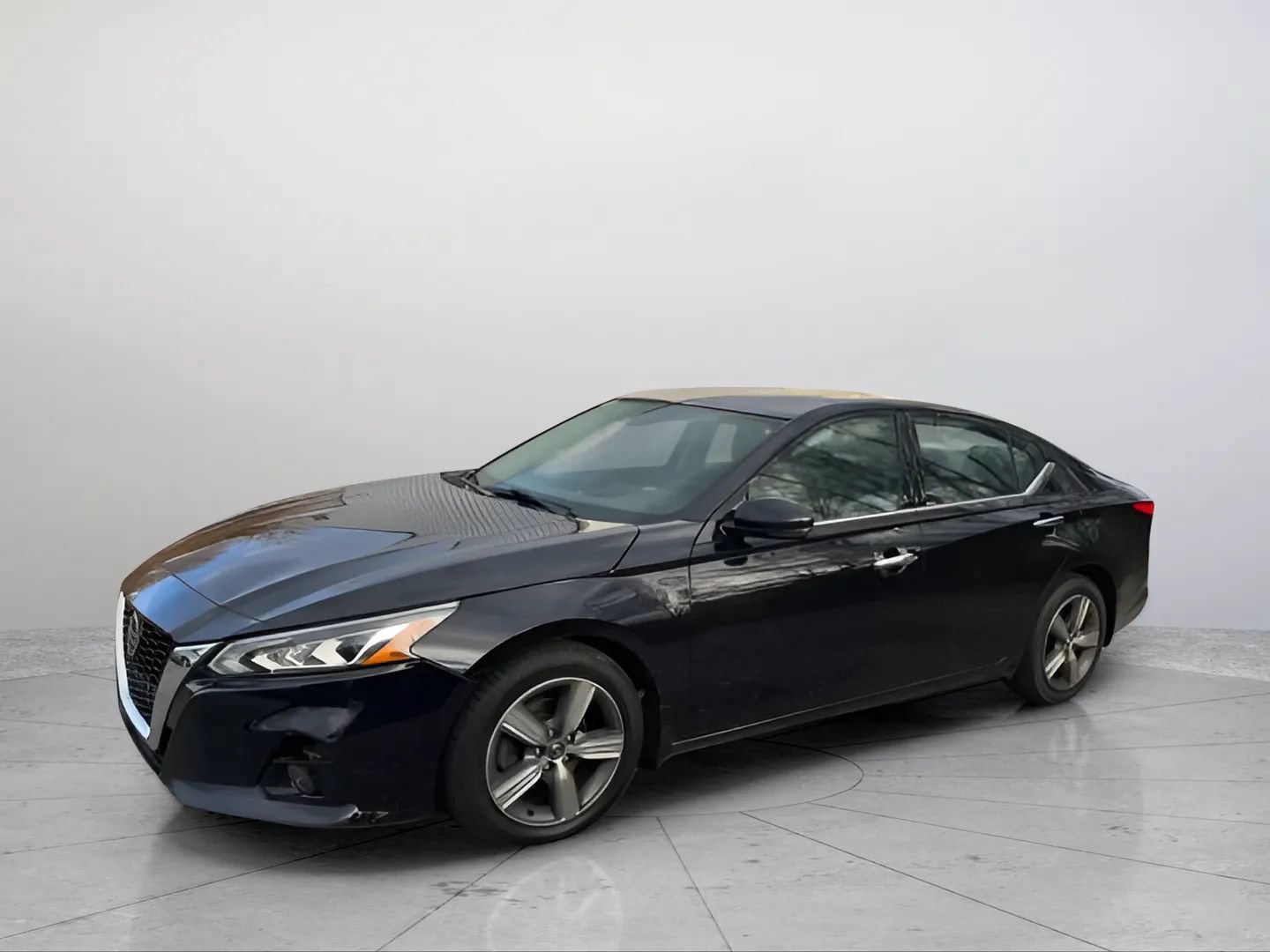 Used 2019 Nissan Altima 2.5 SV AWD/4WD image 1