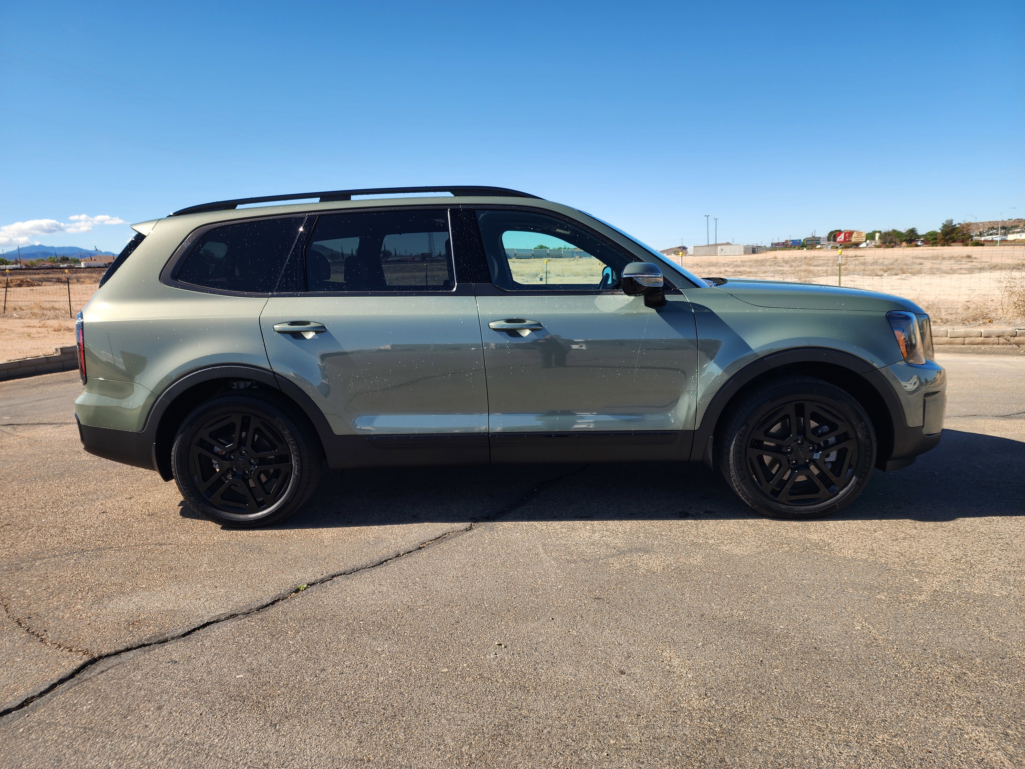 Used 2025 Kia Telluride SX Prestige X-Line AWD/4WD image 4