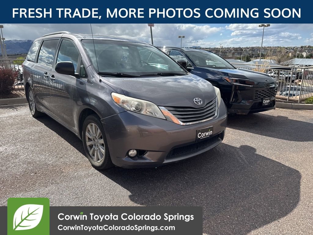 Used 2011 Toyota Sienna XLE AWD/4WD image 1