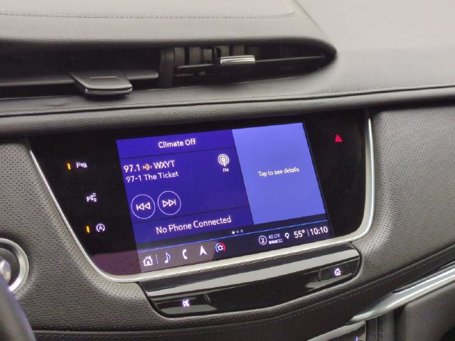 Used 2023 Cadillac XT5 Premium Luxury w/ Technology Package AWD/4WD image 14
