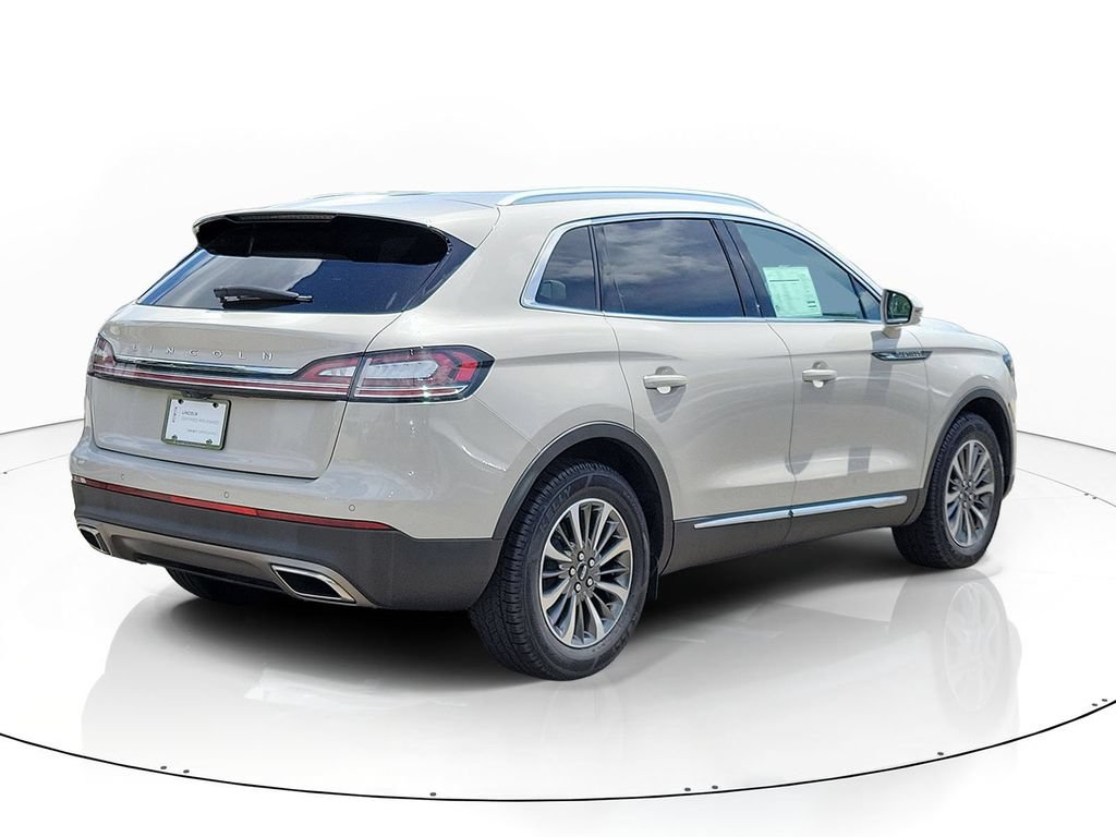 Certified 2022 Lincoln Nautilus FWD w/ Premium Package image 3