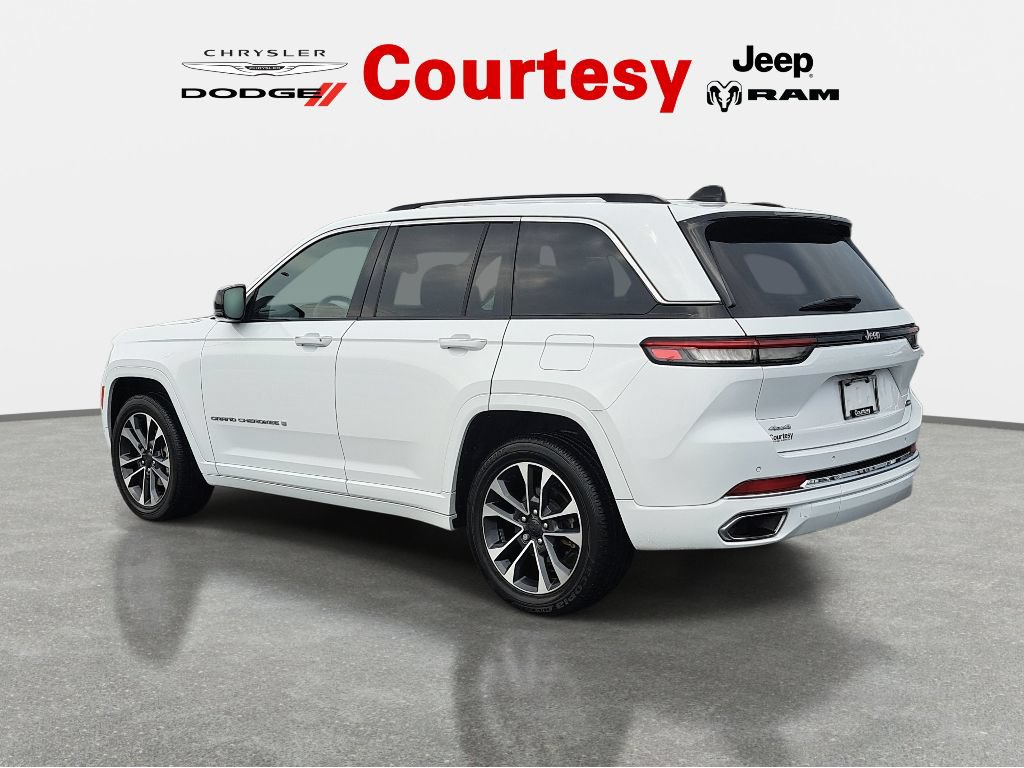 Certified 2024 Jeep Grand Cherokee Overland w/ Trailer Tow Package AWD/4WD image 6