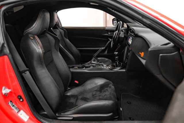 Used 2017 Toyota 86 860 Special Edition RWD image 30