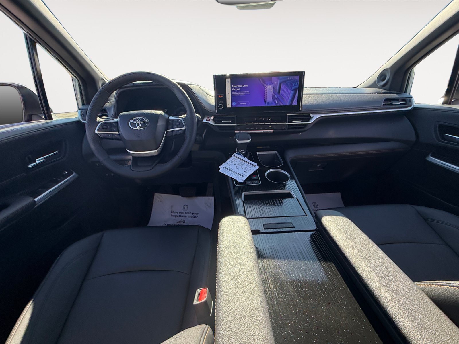New 2026 Toyota Sienna XLE Woodland Edition AWD/4WD image 10