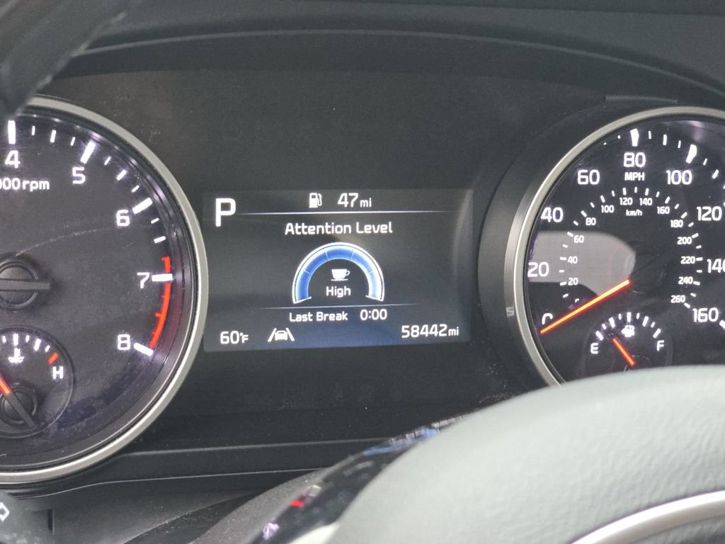 Used 2023 Kia Carnival LX FWD image 22