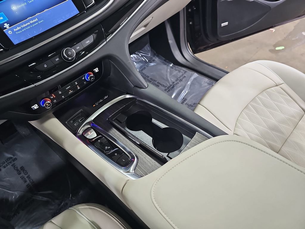 Certified 2024 Buick Enclave Avenir w/ Avenir Technology Package image 28
