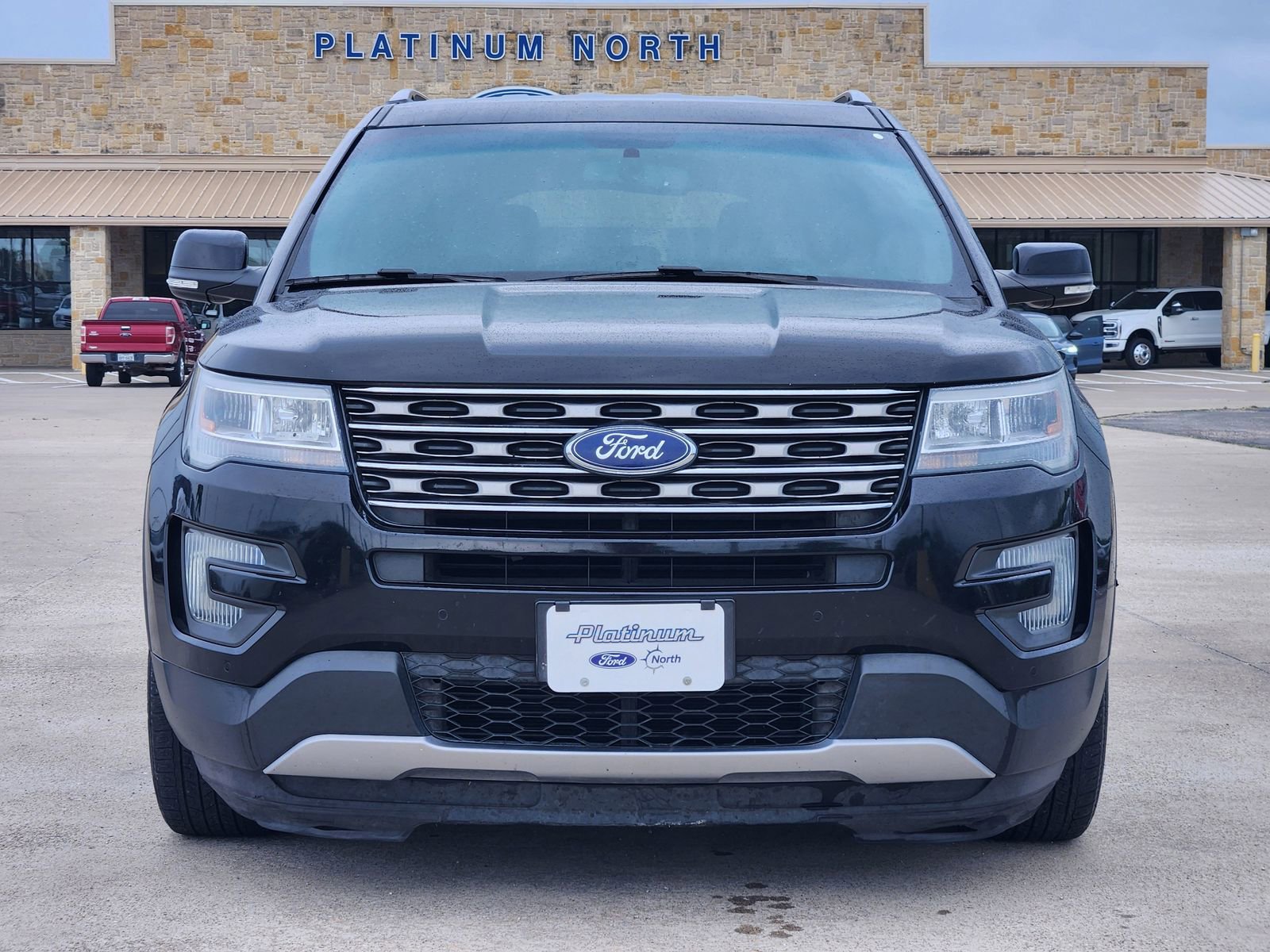 Used 2016 Ford Explorer XLT w/ Equipment Group 202A FWD image 6