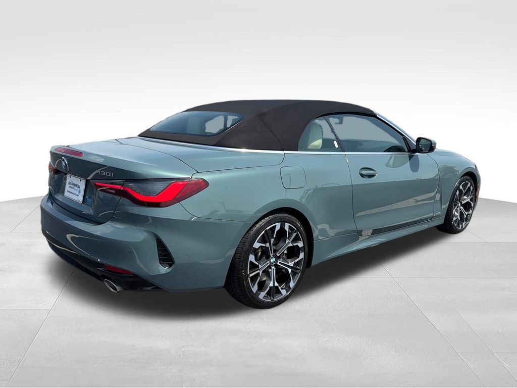 Used 2025 BMW 430i Convertible w/ Premium Package RWD image 5