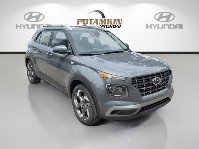 New 2026 Hyundai Venue SEL FWD image 3