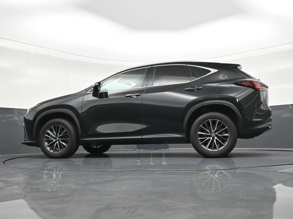 Used 2023 Lexus NX 250 FWD w/ Towing Package (2000 Lbs) image 24