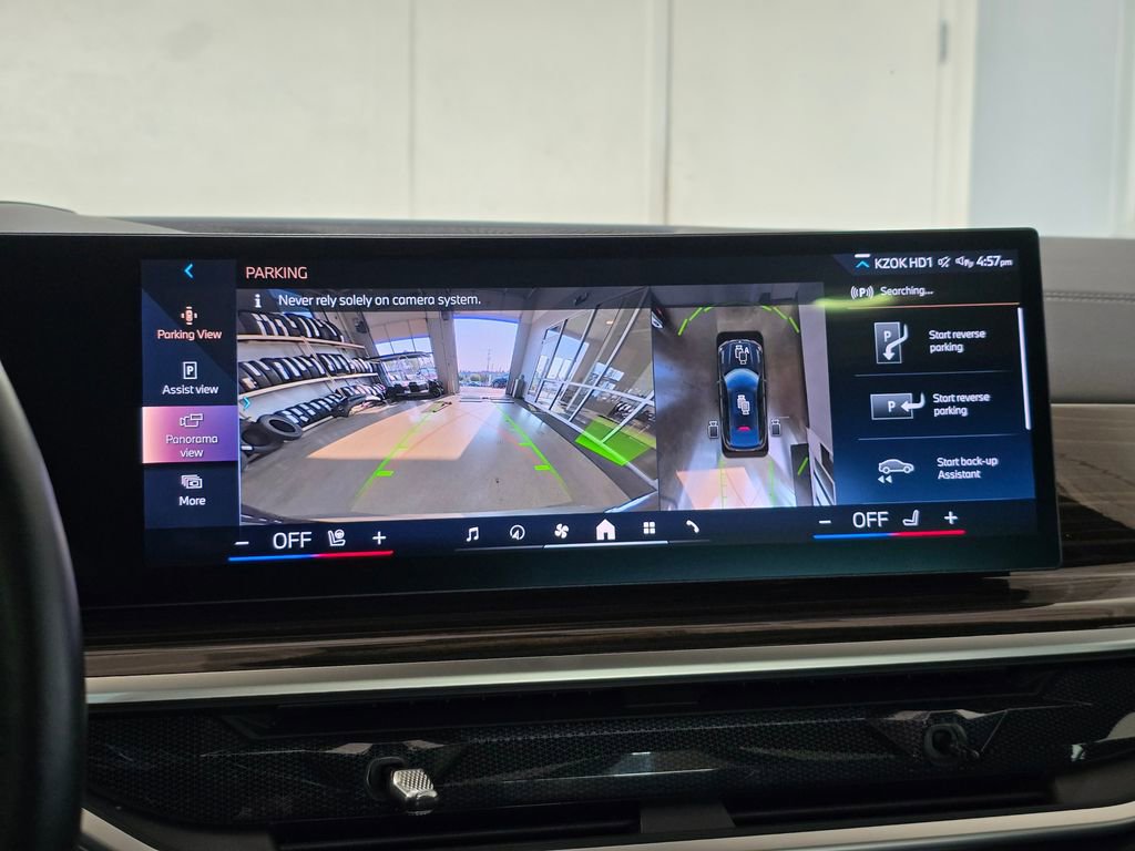 Used 2024 BMW X6 xDrive40i image 12