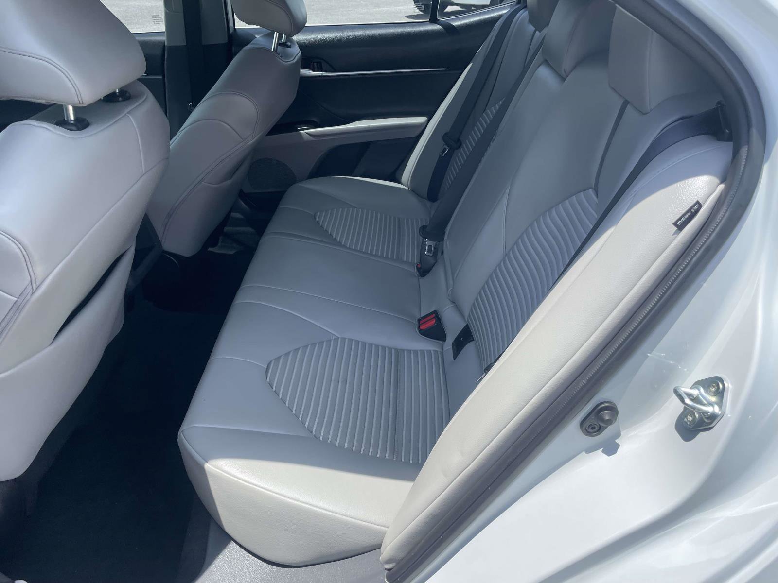 Used 2023 Toyota Camry SE w/ Convenience Package FWD image 8