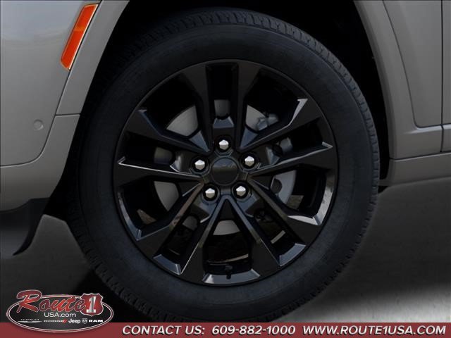 New 2026 Jeep Grand Cherokee Limited AWD/4WD image 9