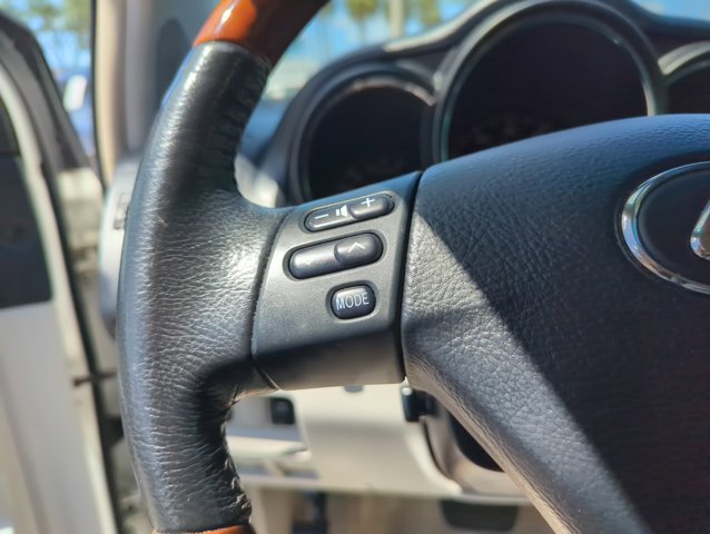 Used 2004 Lexus RX 330 image 17