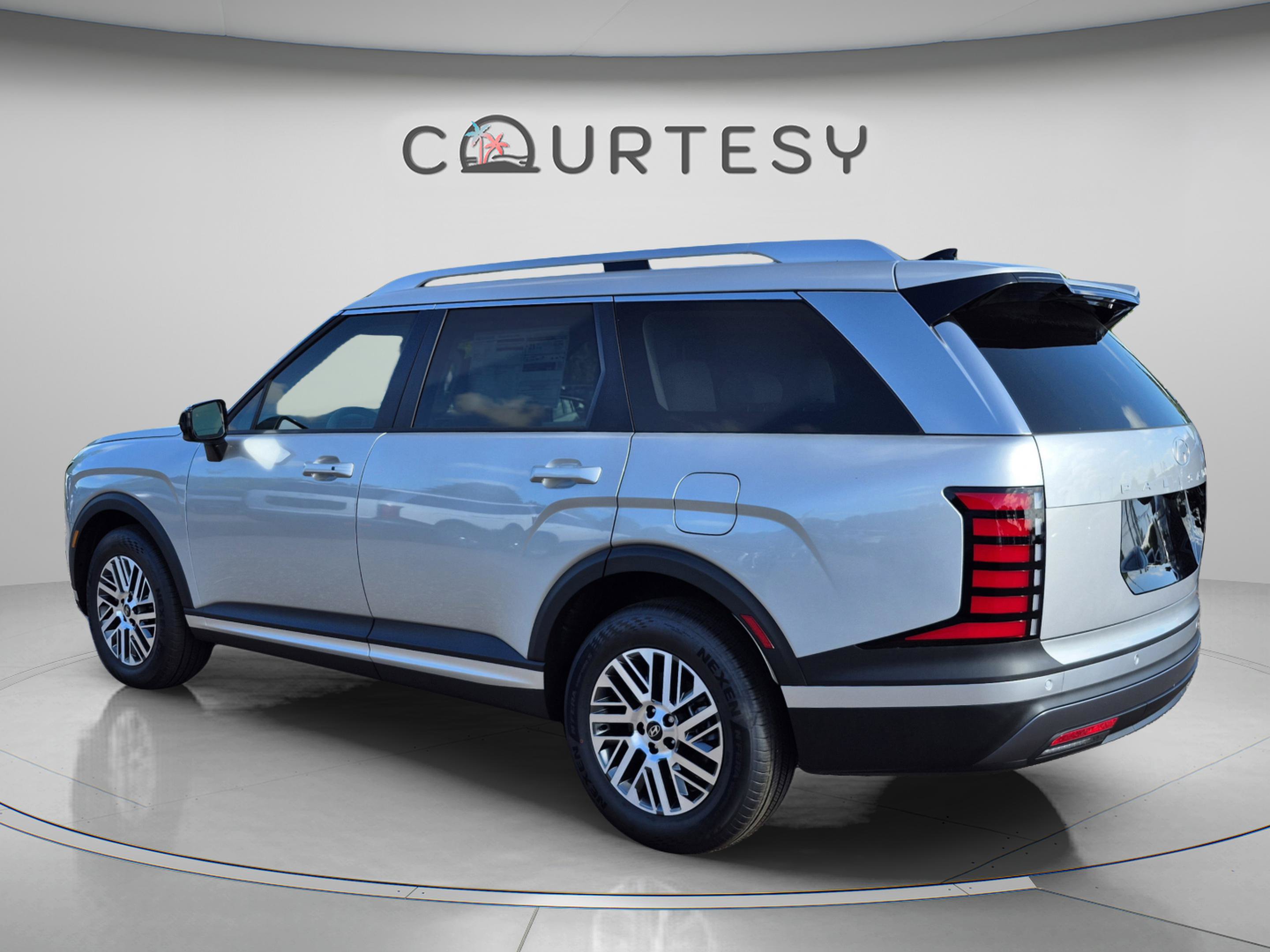 New 2026 Hyundai Palisade SEL FWD image 3