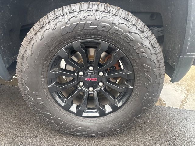 Used 2022 GMC Sierra 1500 AT4X image 5